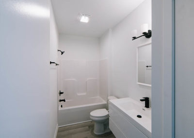 1417 Searay Lane Bathroom