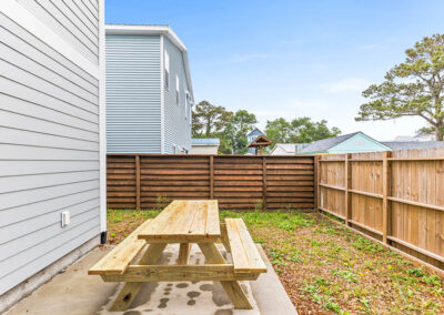1611 Searay Lane, Carolina Beach NC exterior