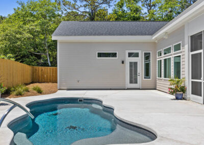 609 Augusta Ave back pool