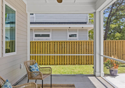 609 Augusta Ave back patio