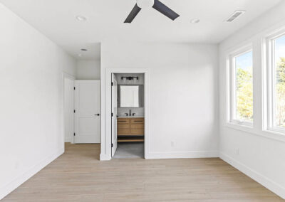 605 Augusta Avenue Interior