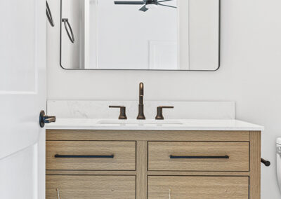 605 Augusta Avenue Bathroom